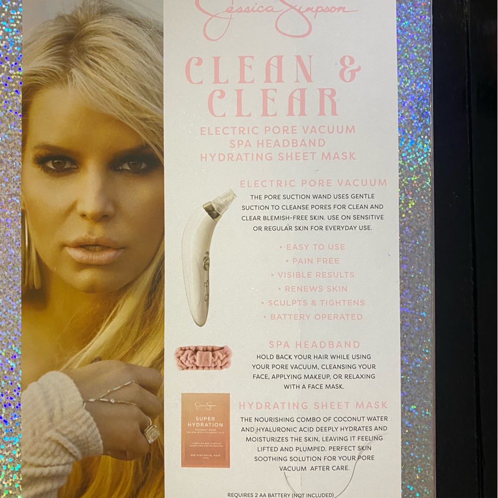 Jessica Simpson Electric Pore Vacuum Cleaner - New in Box